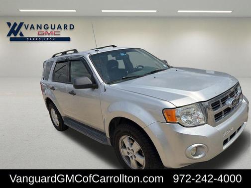 Ingot Silver Metallic 2011 Ford Escape XLT