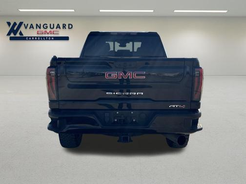 2024 GMC Sierra 2500 AT4