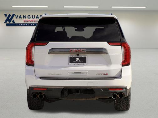 2023 GMC Yukon XL 4WD AT4