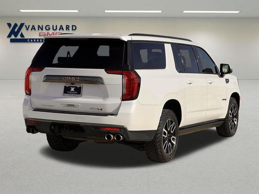 2023 GMC Yukon XL 4WD AT4