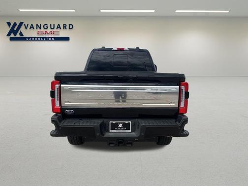 2025 Ford F-250 Platinum