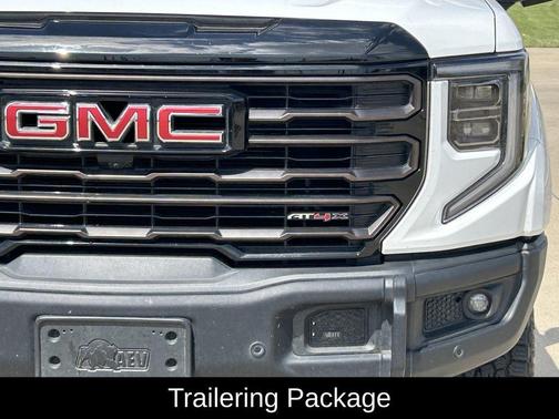 Summit White 2024 GMC Sierra 1500 AT4X