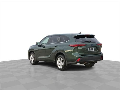 2024 Toyota Highlander Hybrid LE