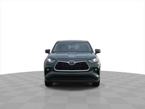 2024 Toyota Highlander Hybrid LE