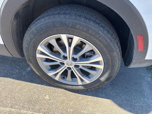 2023 Buick Envision Preferred FWD