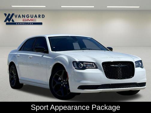 2023 Chrysler 300 Touring
