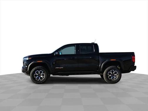2025 GMC Canyon Base