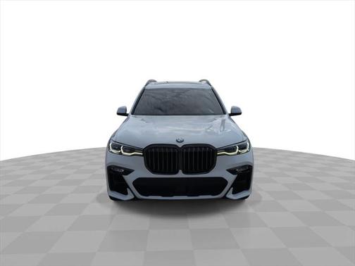 2021 BMW X7 M50i