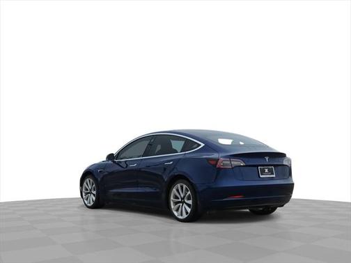 2019 Tesla Model 3 Mid Range