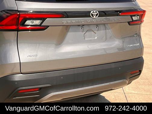 Heavy Metal 2025 Toyota Grand Highlander Platinum