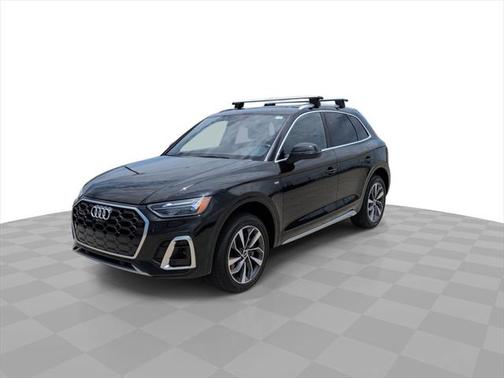2023 Audi Q5 45 S line Premium Plus