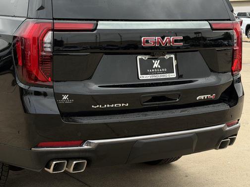 Onyx Black 2026 GMC Yukon XL 4WD AT4