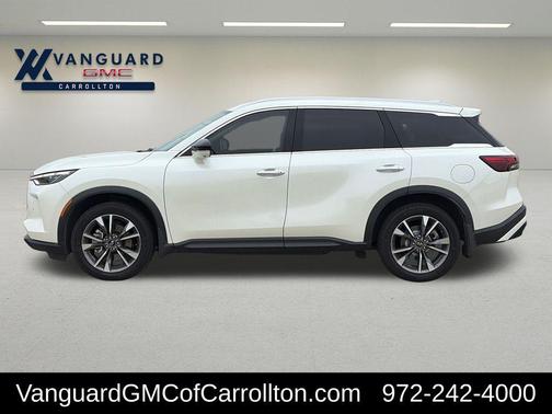 Majestic White 2024 INFINITI QX60 Luxe