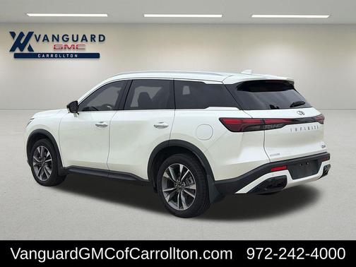 Majestic White 2024 INFINITI QX60 Luxe