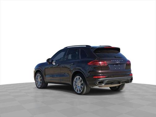 2018 Porsche Cayenne Platinum Edition