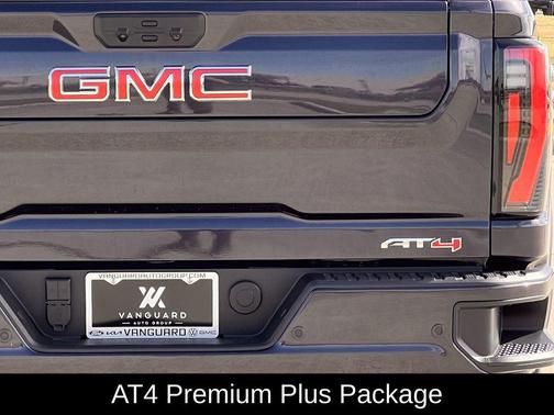 2025 GMC Sierra 2500 AT4