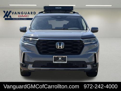 Sonic Gray Pearl 2025 Honda Pilot Touring 8-Passenger