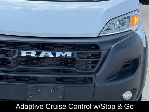 Bright White Clearcoat 2024 RAM ProMaster 2500 Tradesman