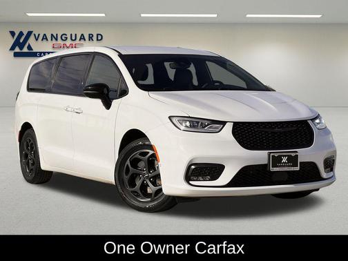 2024 Chrysler Pacifica Hybrid S Appearance Pkg