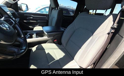 Diamond Black Crystal Pearlcoat 2022 RAM 1500 Big Horn/Lone Star