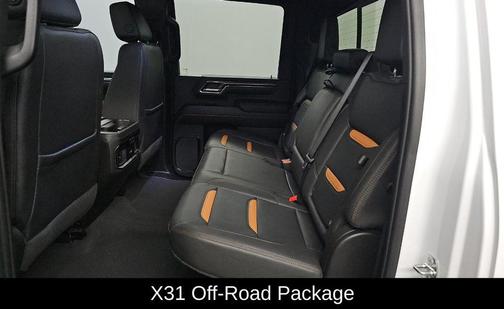 Summit White 2024 GMC Sierra 2500 AT4