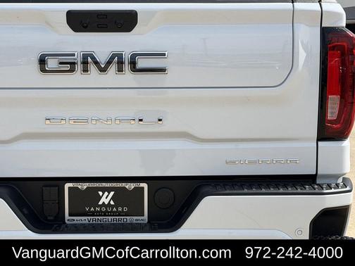 Glacier White Tricoat 2026 GMC Sierra 1500 Denali Ultimate