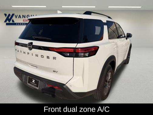 2024 Nissan Pathfinder SV FWD