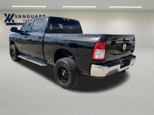 2019 RAM 2500 Big Horn Crew Cab 4x4 6'4' Box