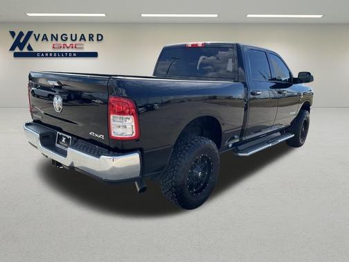 2019 RAM 2500 Big Horn Crew Cab 4x4 6'4' Box
