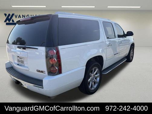 Summit White 2013 GMC Yukon XL Denali