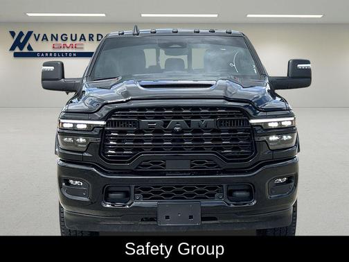 Diamond Black Crystal Pearlcoat 2025 RAM 2500 Limited