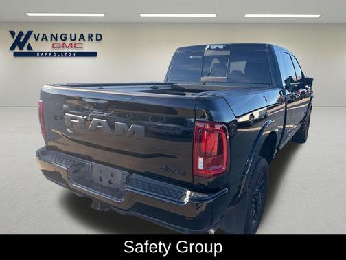 Diamond Black Crystal Pearlcoat 2025 RAM 2500 Limited