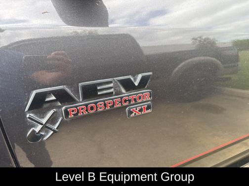 2023 RAM 2500 Big Horn Crew Cab 4x4 6'4' Box