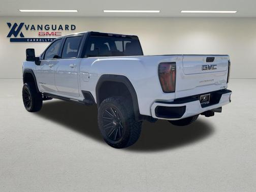 2024 GMC Sierra 2500 AT4