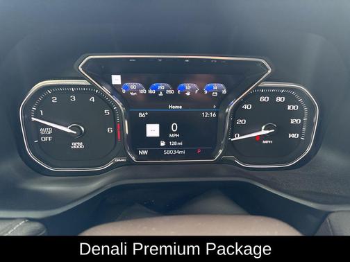 White Frost Tricoat 2021 GMC Yukon XL Denali