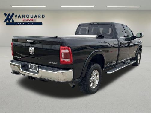 2020 RAM 3500 Laramie Crew Cab 4x4 8' Box