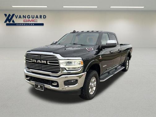 2020 RAM 3500 Laramie Crew Cab 4x4 8' Box