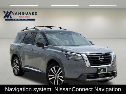 Solid Gray/Super Black 2023 Nissan Pathfinder Platinum 4WD