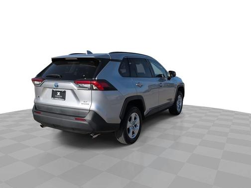2020 Toyota RAV4 Hybrid LE