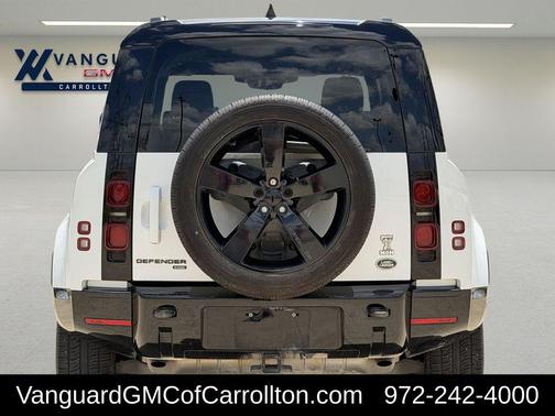 Fuji White 2023 Land Rover Defender 110 X-Dynamic SE
