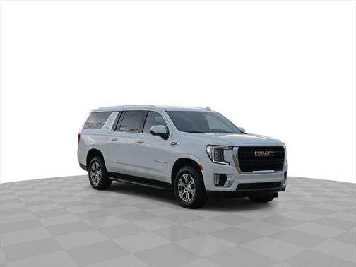 2022 GMC Yukon XL SLE