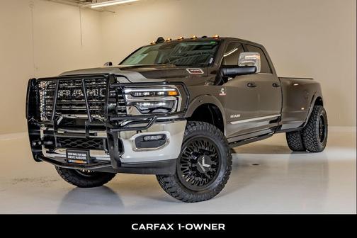 Granite Crystal Metallic Clearcoat 2026 RAM 3500 Longhorn