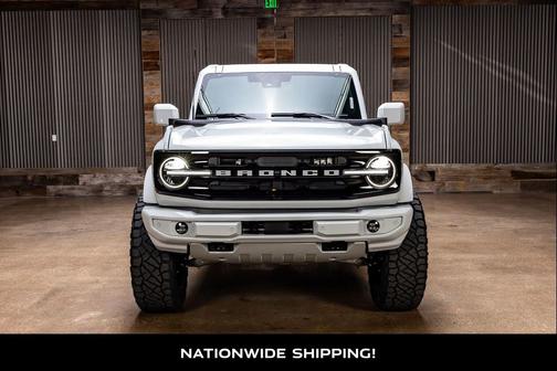 Avalanche Gray 2026 Ford Bronco Outer Banks