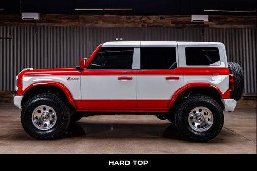 2023 Ford Bronco Heritage Edition