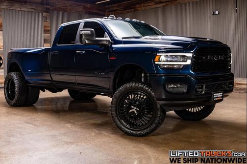 2024 RAM 3500 Laramie Crew Cab 4x4 8' Box