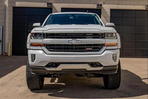 2018 Chevrolet Silverado 1500 2LT