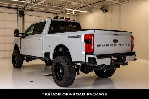 Avalanche 2026 Ford F-250 Lariat