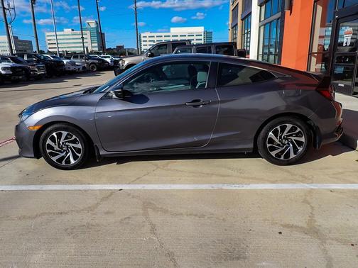2016 Honda Civic LX-P