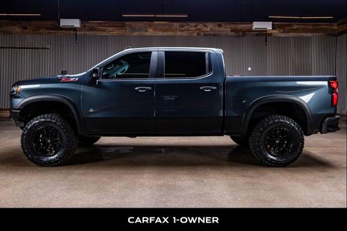 Shadow Gray Metallic 2020 Chevrolet Silverado 1500 RST