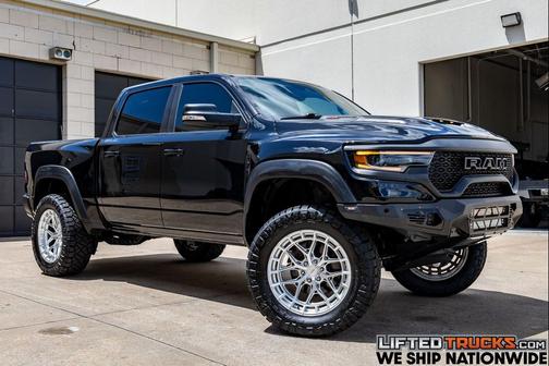 Diamond Black Crystal Pearlcoat 2021 RAM 1500 TRX